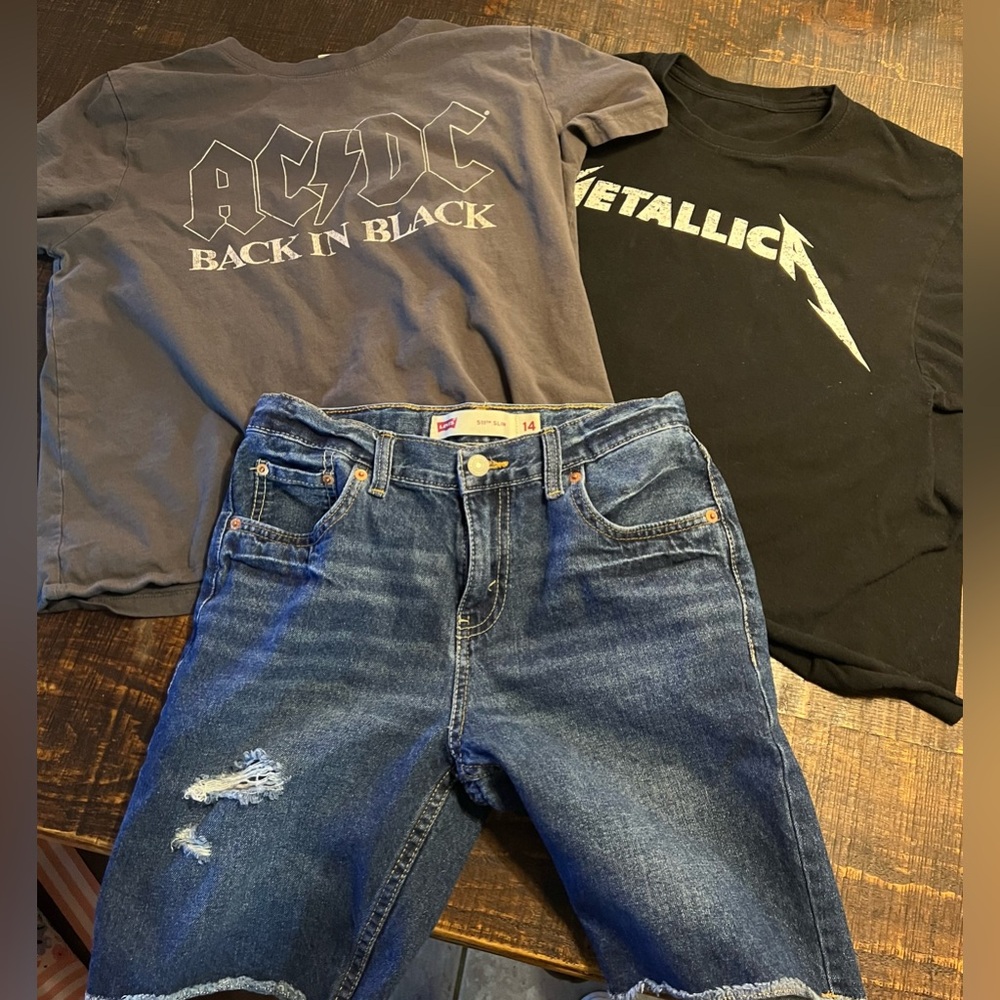 Levi's Women's Denim Jean Shorts And Two Crop Heavy Metal T-Shirts